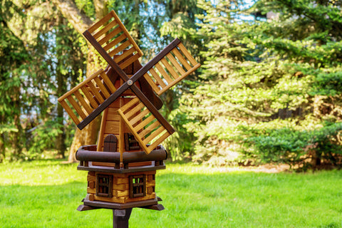 TRADITIONAL GARDEN WOODEN WINDMILL